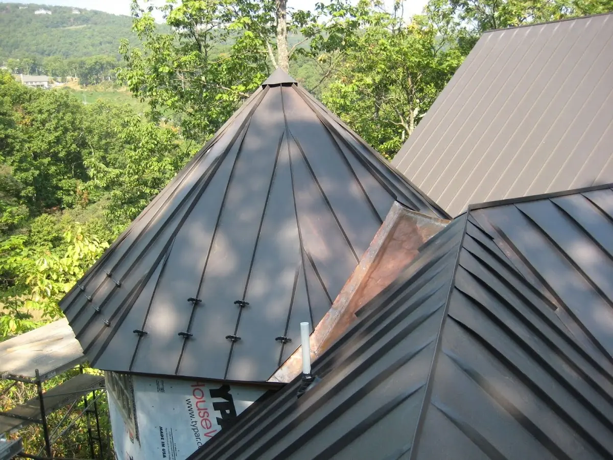 Professional Roof Tarp Installation by Craftsman Roofing in Corona Del Mar